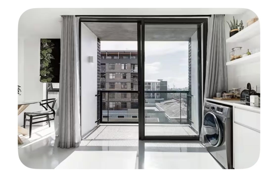 1 Bedroom Property for Sale in Woodstock Western Cape